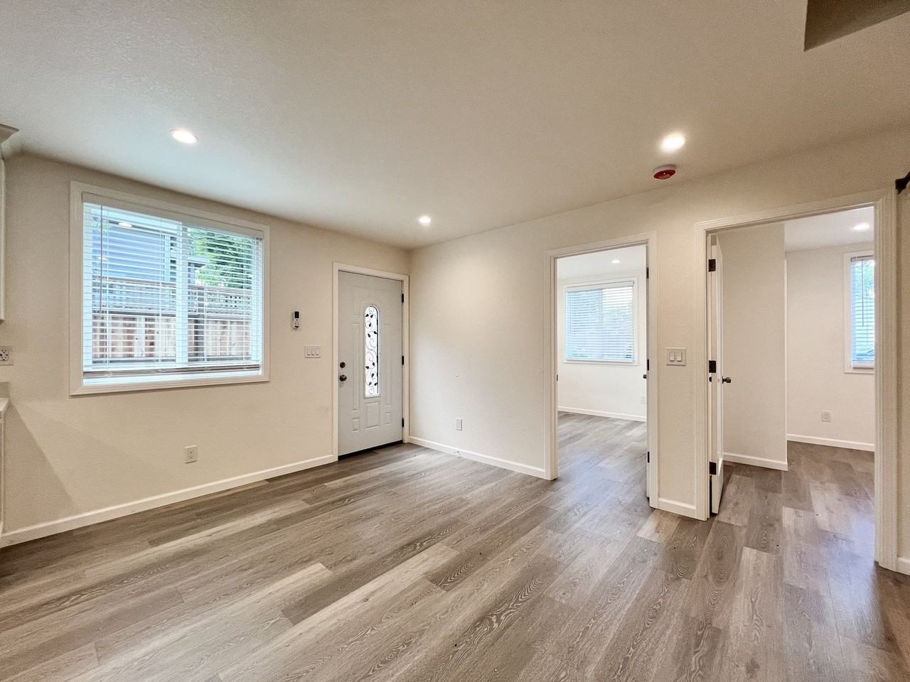 847 Central Ave - Photo 5 of 16