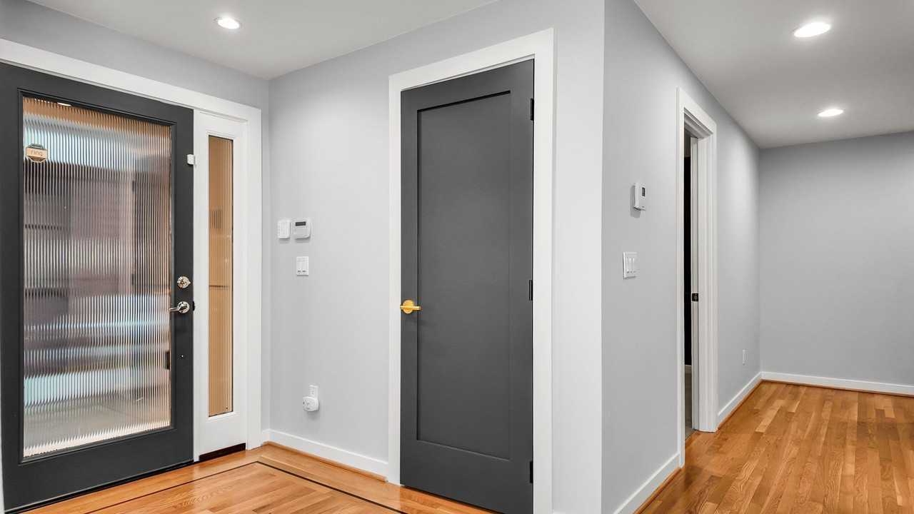 7757 Sand Point Way Ne #A - Photo 3 of 25