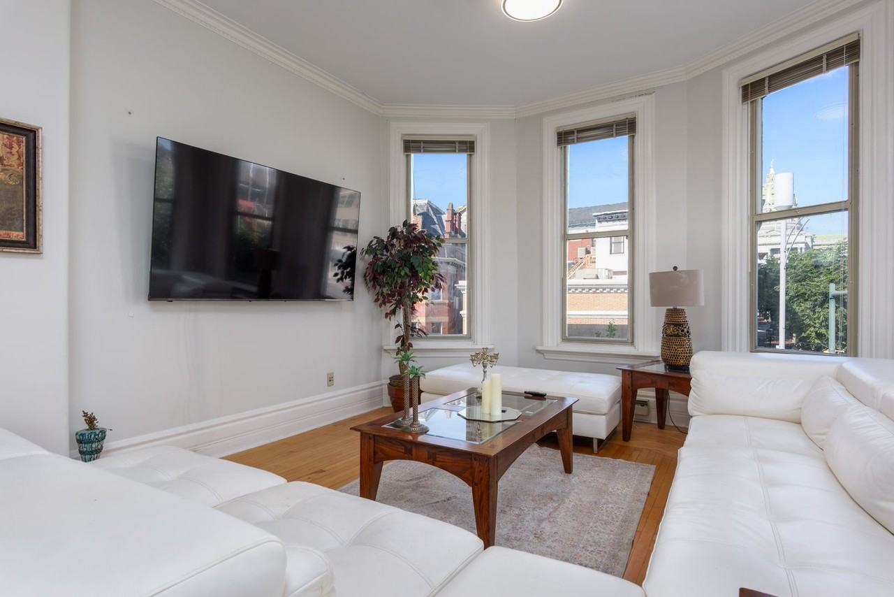 132 State St - Photo 2 of 42