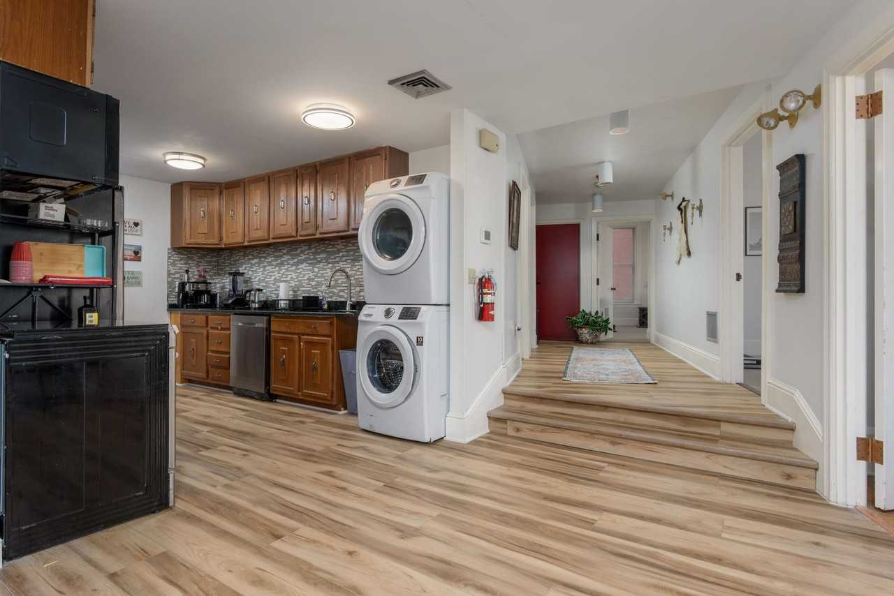 132 State St - Photo 5 of 42