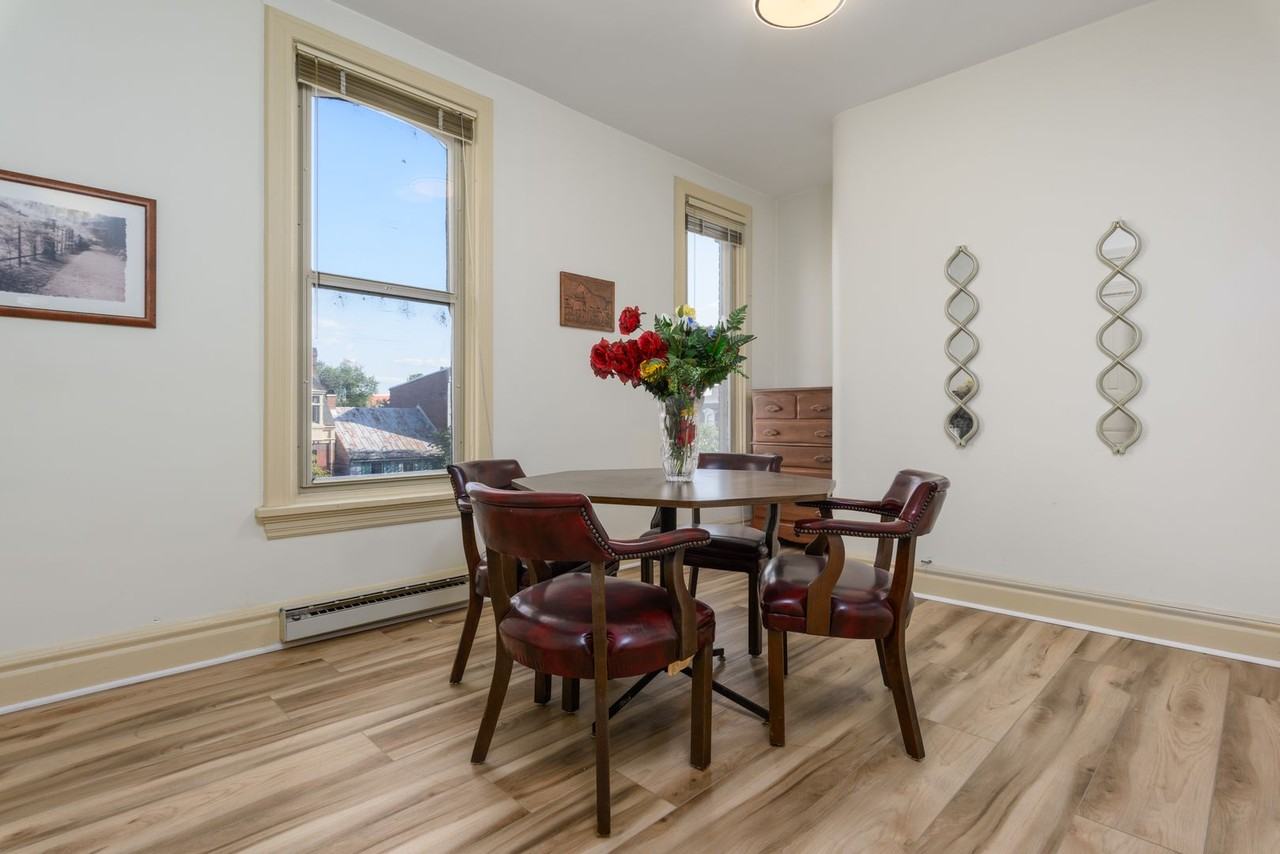132 State St - Photo 5 of 34