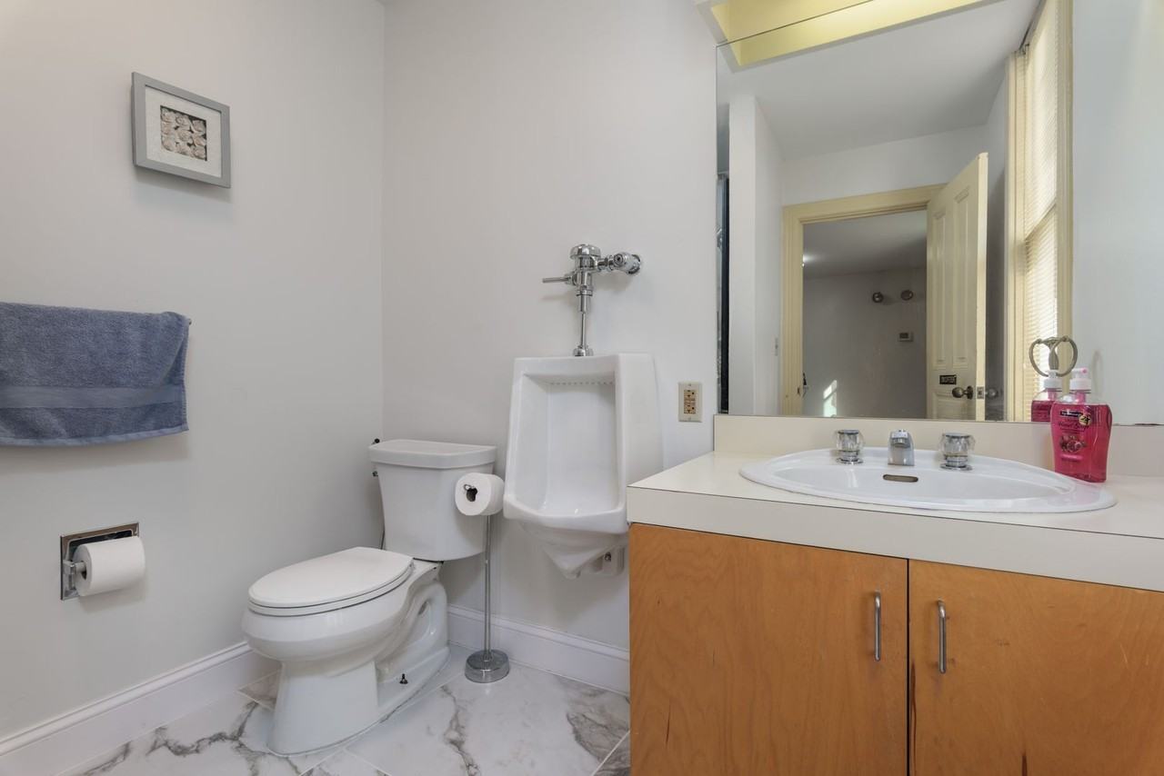132 State St - Photo 6 of 34