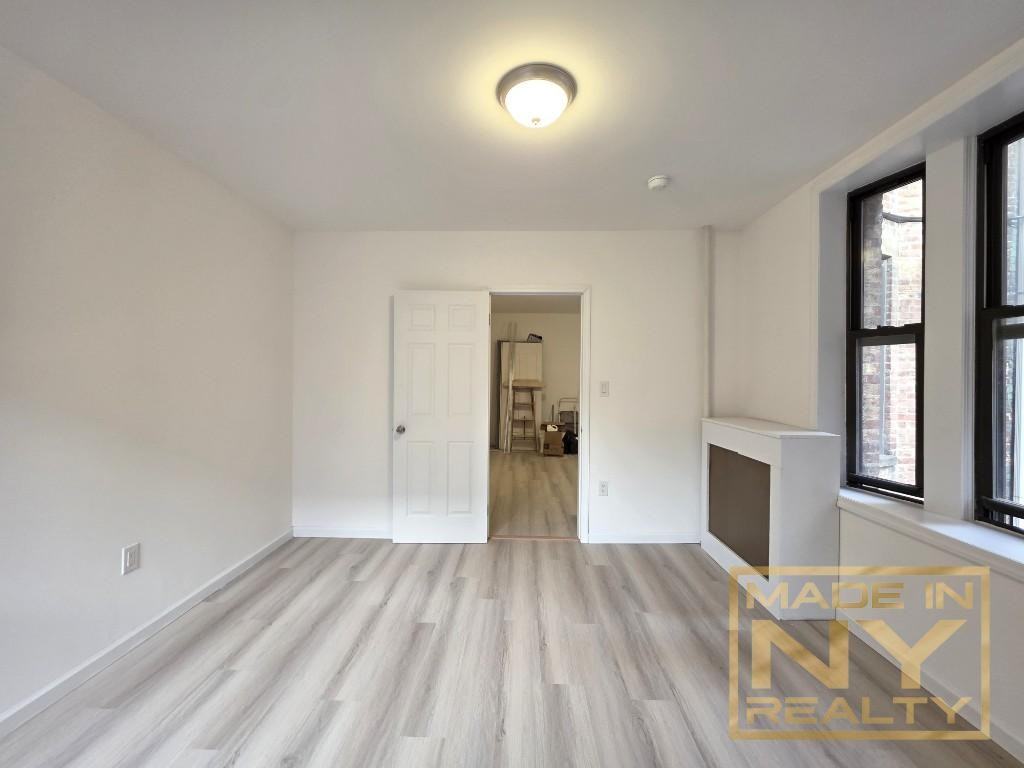 4214 Union St #G1 - Photo 5 of 10