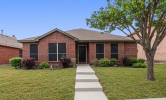 featured image of 2807 Lakefield Dr