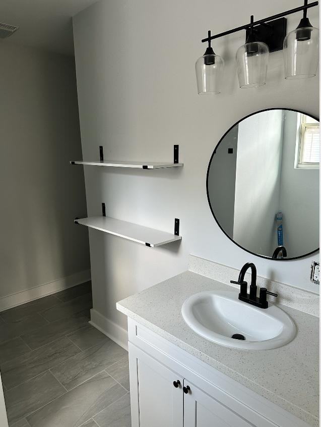 915 South 12th Street - Photo 4 of 10