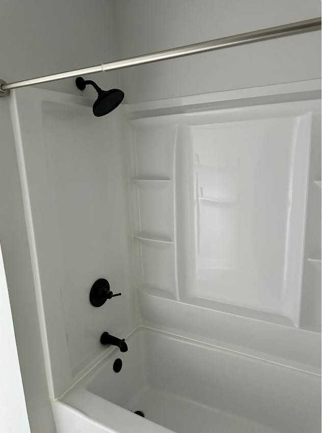 915 South 12th Street - Photo 5 of 10