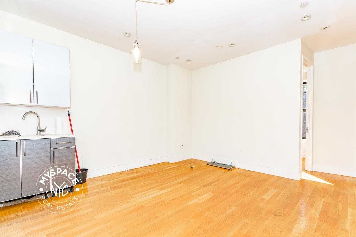 40 Malcolm X Blvd #4b - Photo 4 of 14