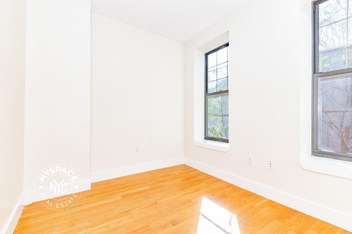 40 Malcolm X Blvd #4b - Photo 5 of 14