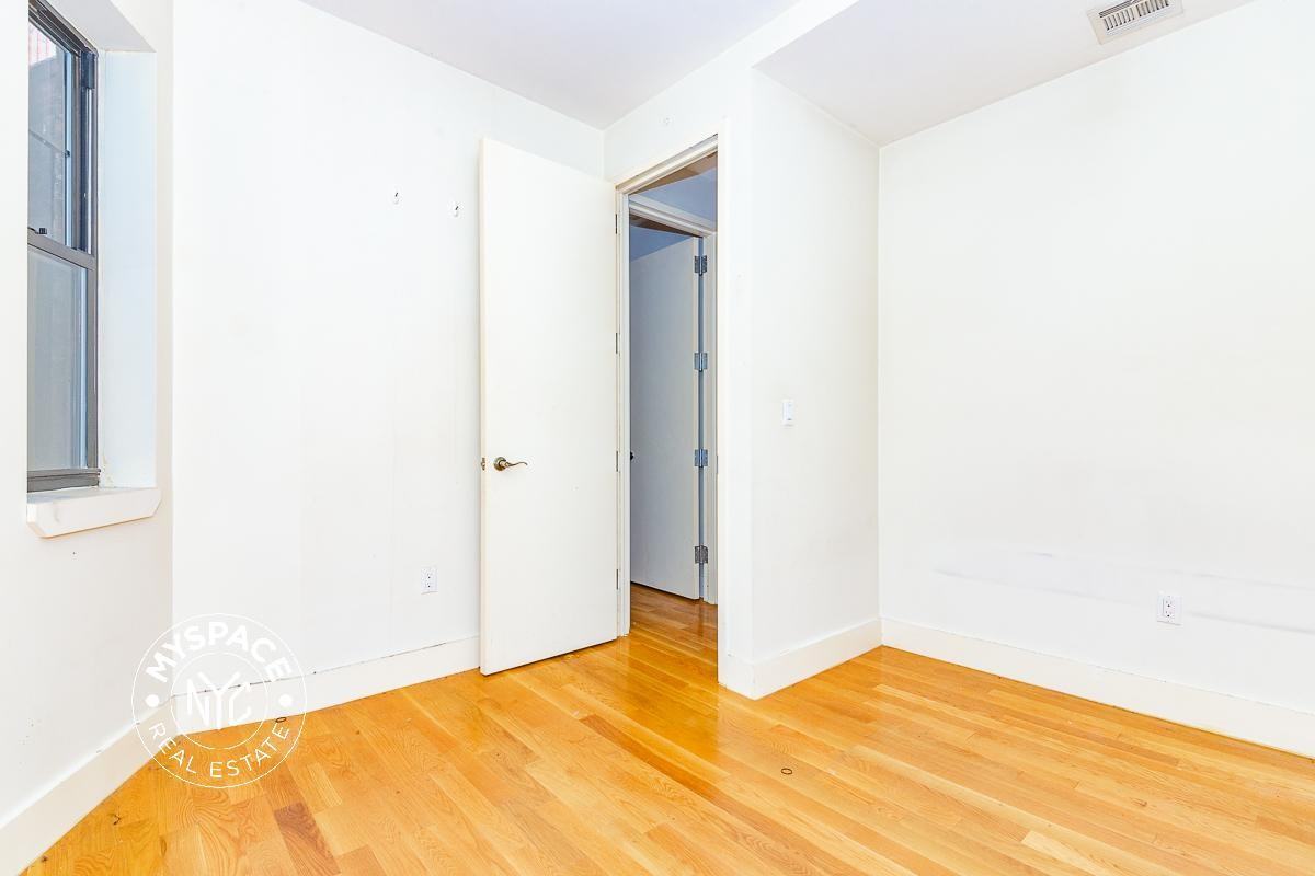 40 Malcolm X Blvd #3B - Photo 7 of 10