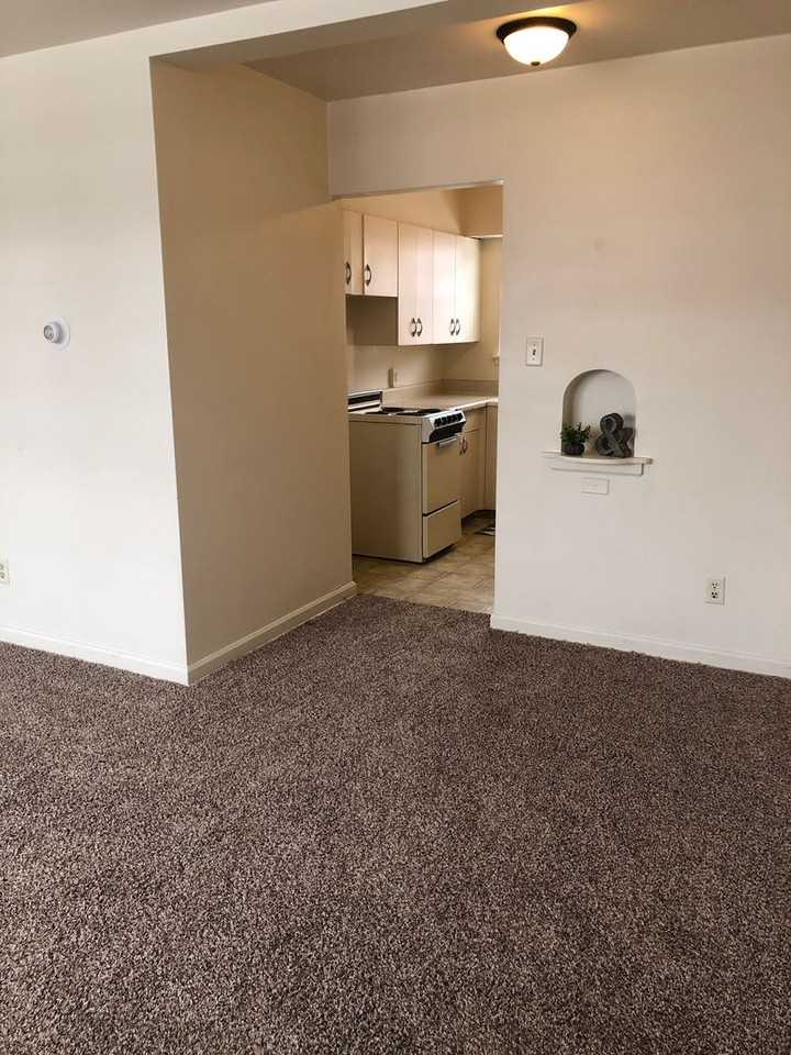 The Gardens - Photo 4 of 24