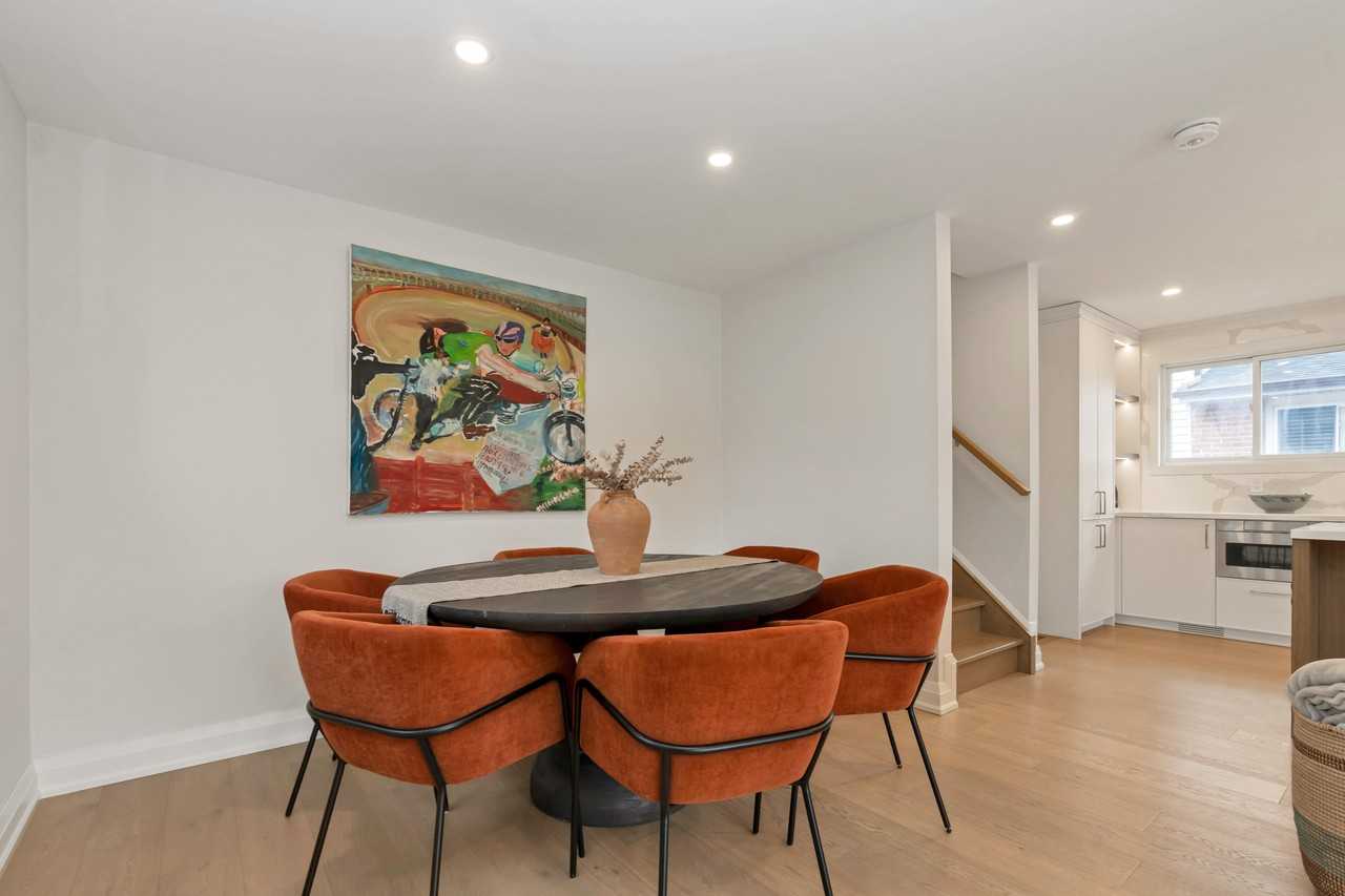 2087 Marine Dr, Oakville, ON L6L 1B8 - Photo 6 of 42