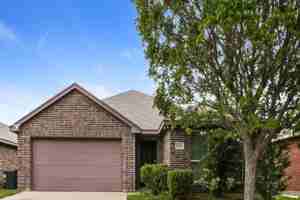 featured image of 7616 Rainbow Creek Dr