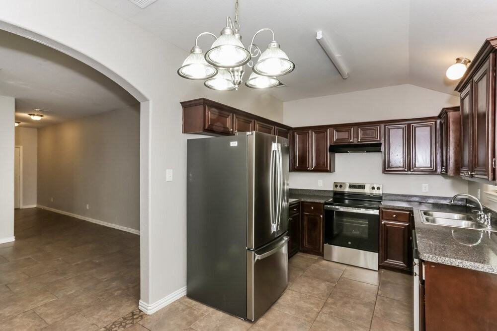 7616 Rainbow Creek Dr - Photo 6 of 16