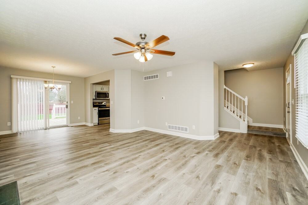 5800 Chase Run - Photo 7 of 18