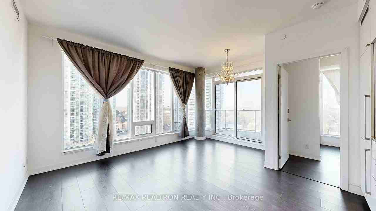 28 Avondale Avenue #1102 - Photo 2 of 20