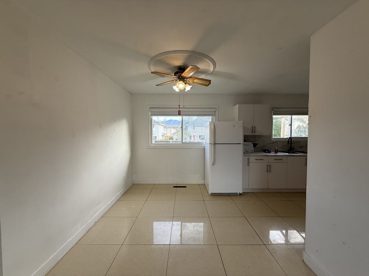 46030 Avalon Avenue - Photo 3 of 13