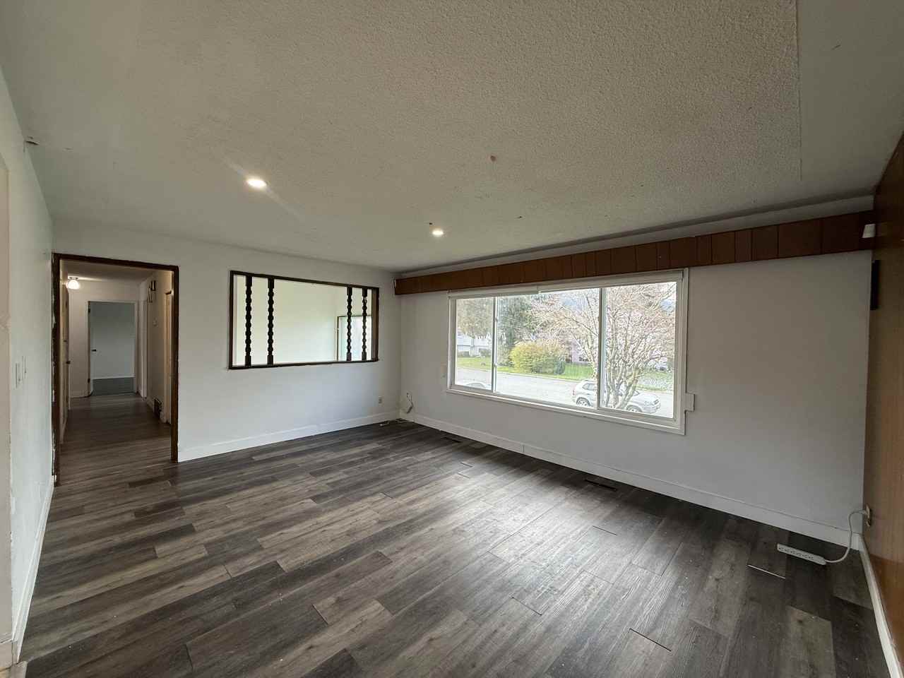 46030 Avalon Avenue - Photo 4 of 13