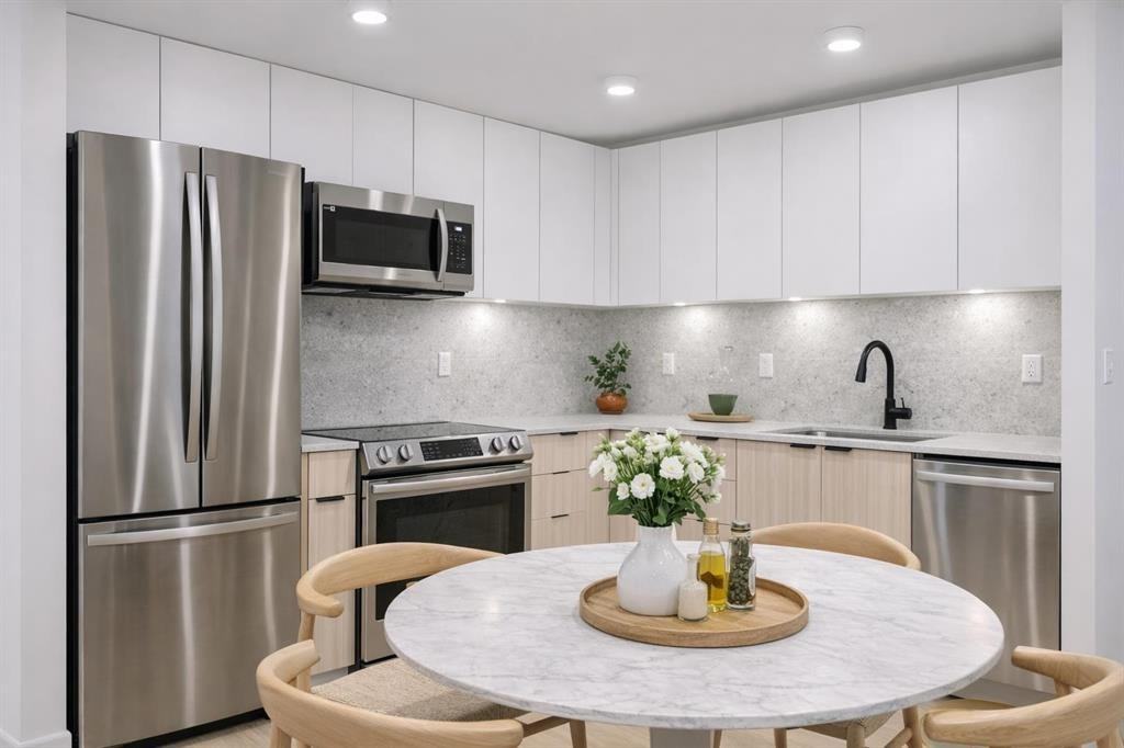 20769 Fraser Highway #528 - Photo 2 of 10