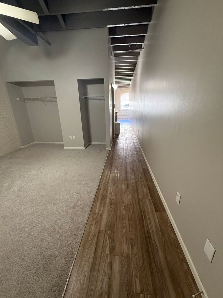 Harney Street Apartments in the Old Market - Photo 3 of 30