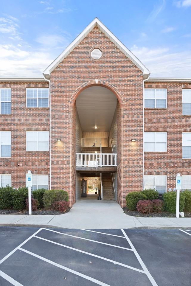 Wendover Ridge Apartments - Photo 2 of 2