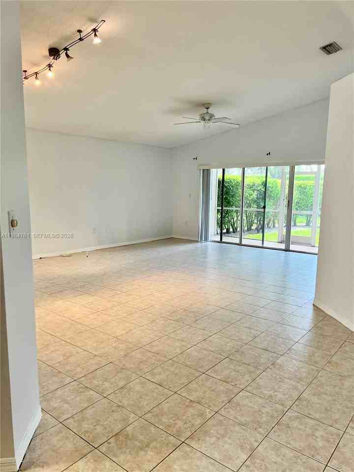 11854 Southwest 8th Street #0 - Photo 6 of 11