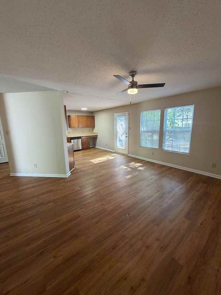 12319 Stowe Acres Dr - Photo 6 of 19