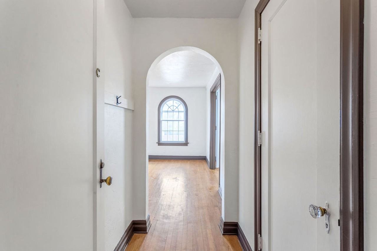 Windsor Court Apartments - Photo 5 of 41