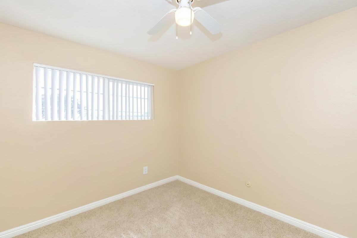 1525 Placentia Ave - Photo 2 of 17