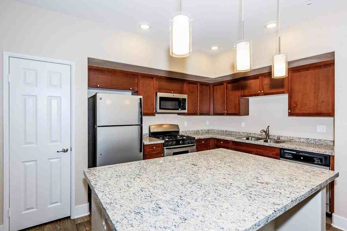 1701 Gateway Pl - Photo 2 of 43