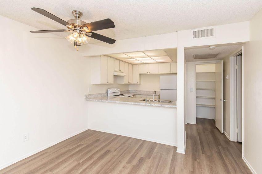 2944 E Frontera St - Photo 5 of 14