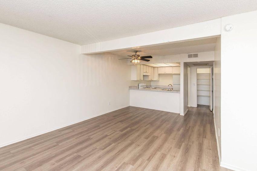 2944 E Frontera St - Photo 7 of 14