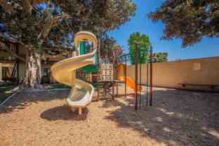 301 W Vineyard Ave - Photo 1 of 1