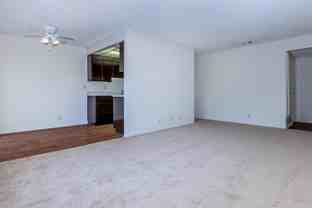 301 W Vineyard Ave - Photo 1 of 1