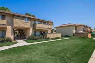 301 W Vineyard Ave - Photo 1 of 1