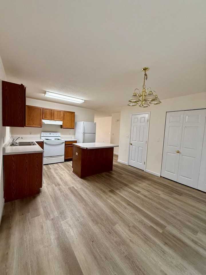 1485-MF2-E3 - Photo 5 of 18