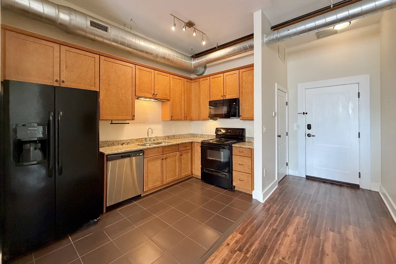 Cornerstone Apartment Homes - Photo 4 of 39