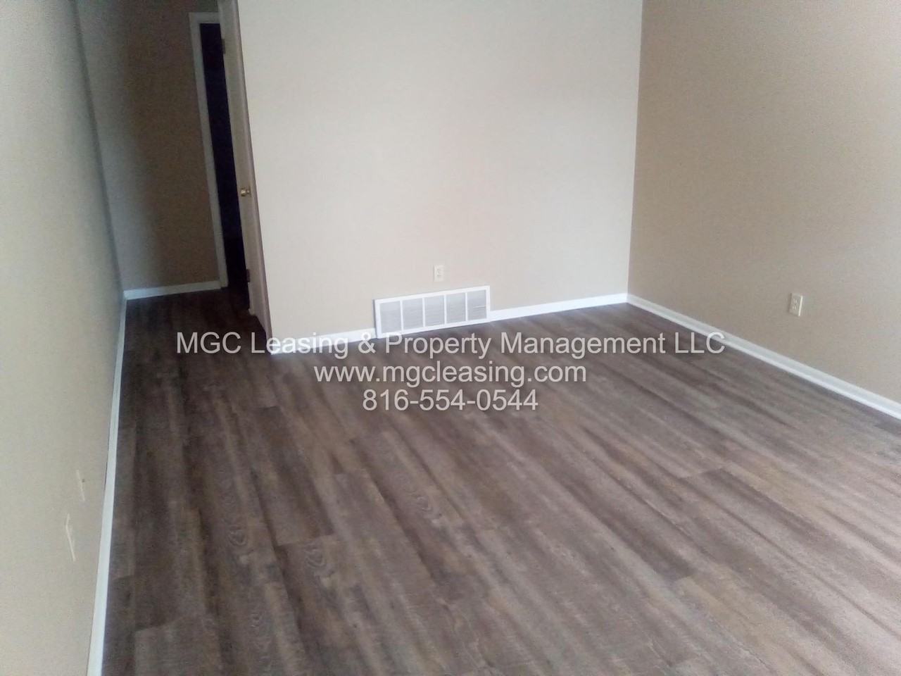 1558 E 125th St - Photo 6 of 28