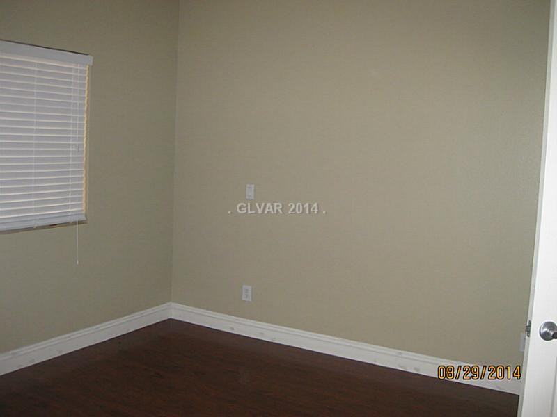 5158 S Jones Blvd #1 - Photo 5 of 6