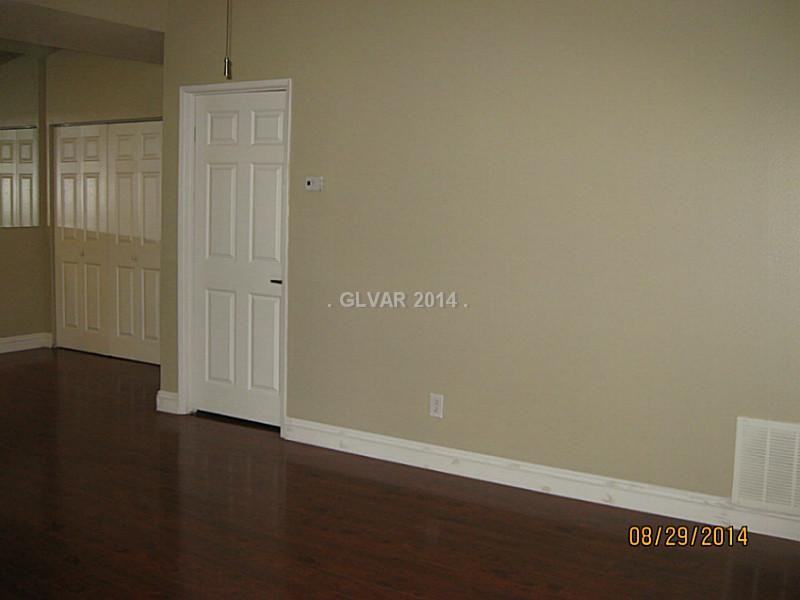 5158 S Jones Blvd #1 - Photo 6 of 6