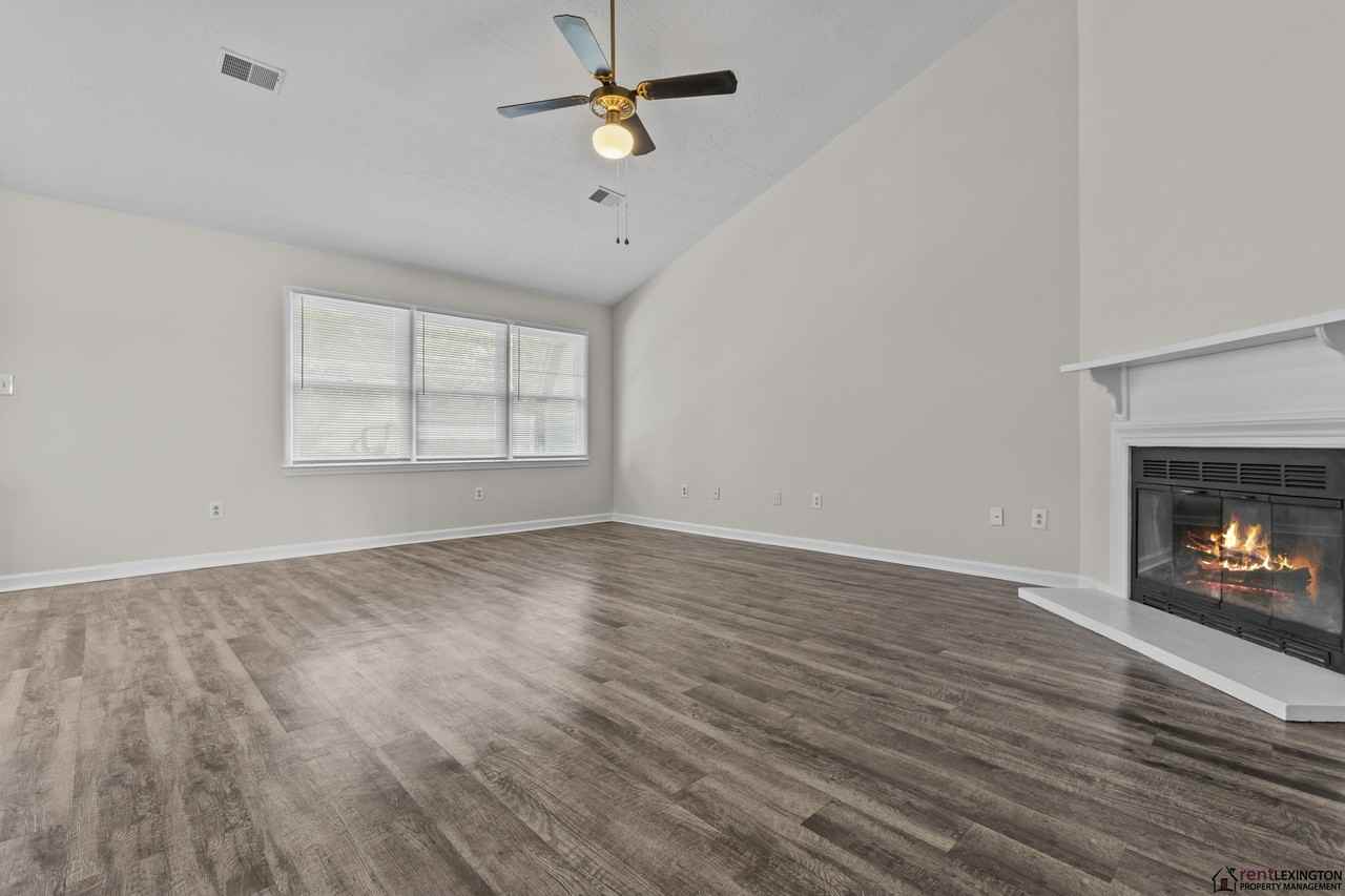 3424 Promenade Dr #1 - Photo 5 of 31