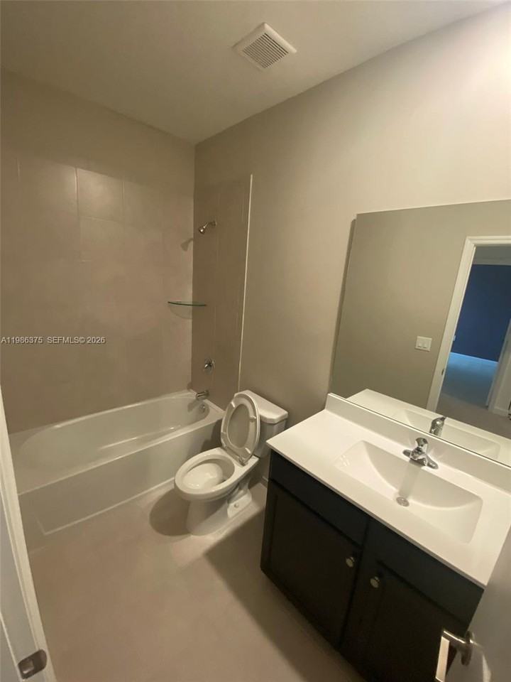 20773 Northeast 5th Court - Photo 3 of 16