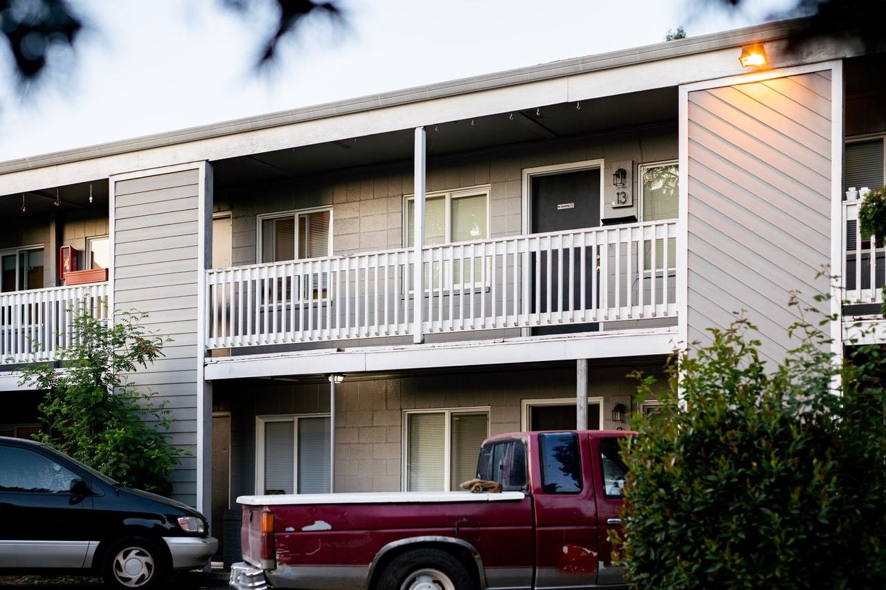 Rivercrest Apartments - Photo 3 of 3