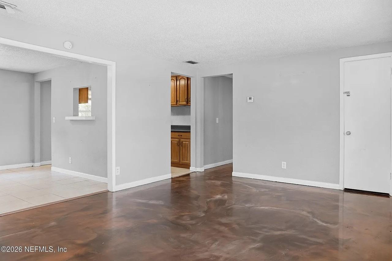 5829 Ensenada Rd #1 - Photo 4 of 20