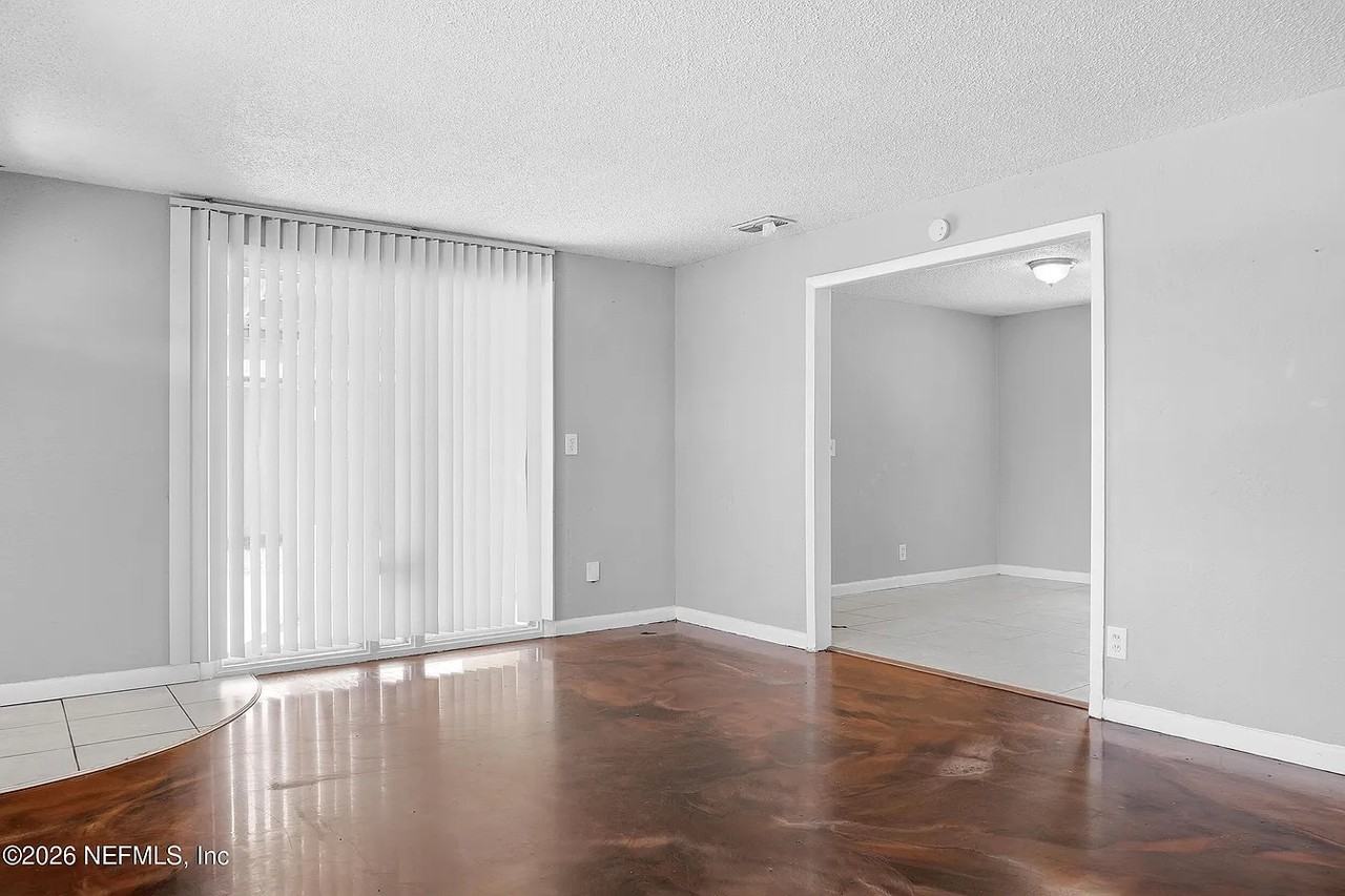 5829 Ensenada Rd #1 - Photo 5 of 20