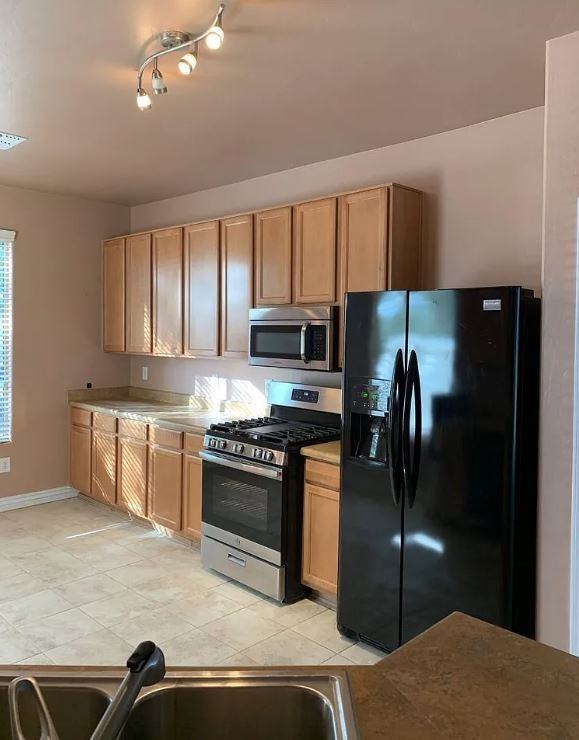 4848 W Calle Don Roberto #1 - Photo 2 of 15