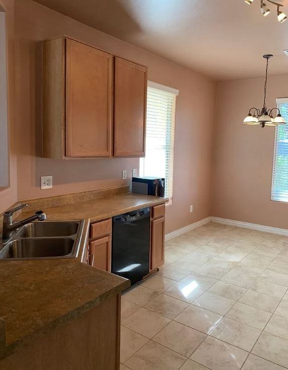 4848 W Calle Don Roberto #1 - Photo 3 of 15