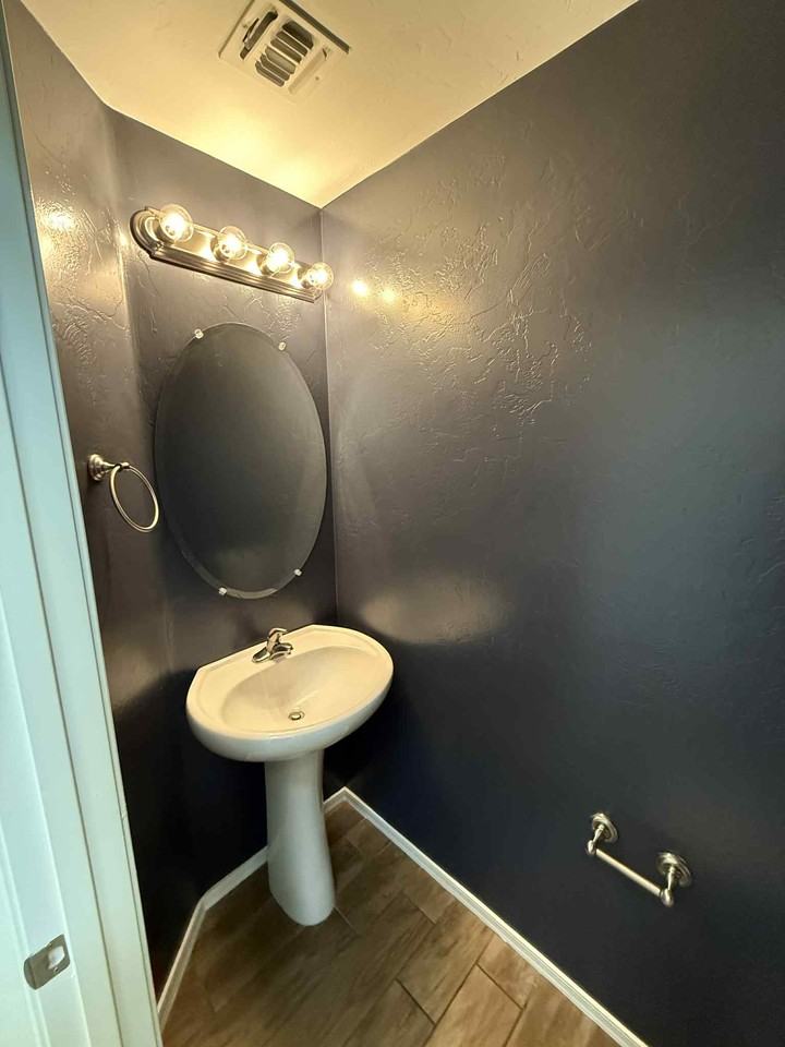 109 S Crown Plz #1 - Photo 5 of 33