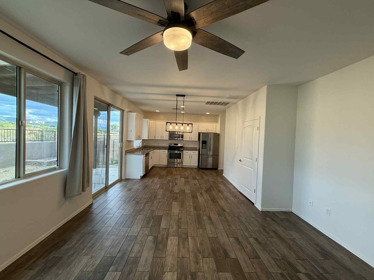 109 S Crown Plz #1 - Photo 7 of 33