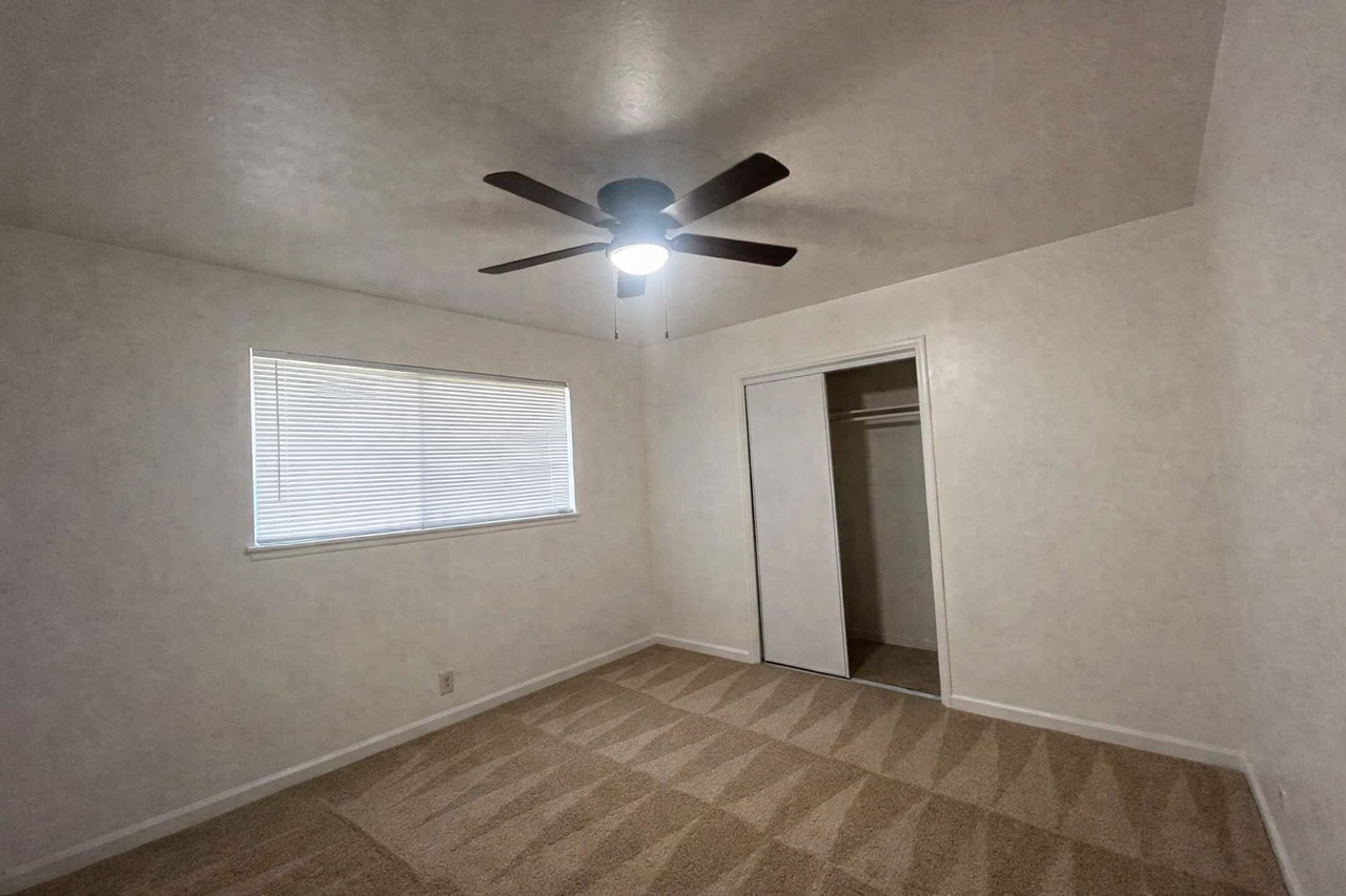 480 W Iona Ave #1 - Photo 2 of 13