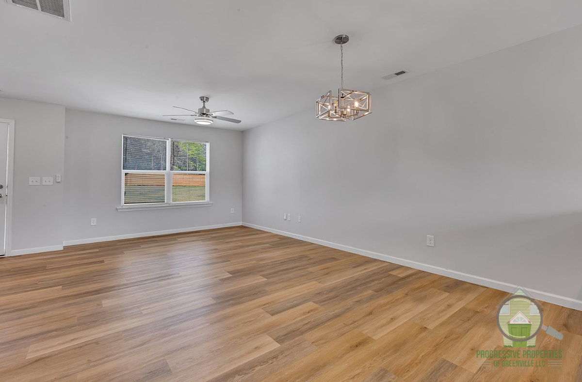 19 Wofford Pine Dr #1 - Photo 2 of 17